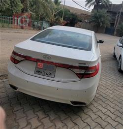 هيونداي أزيرا